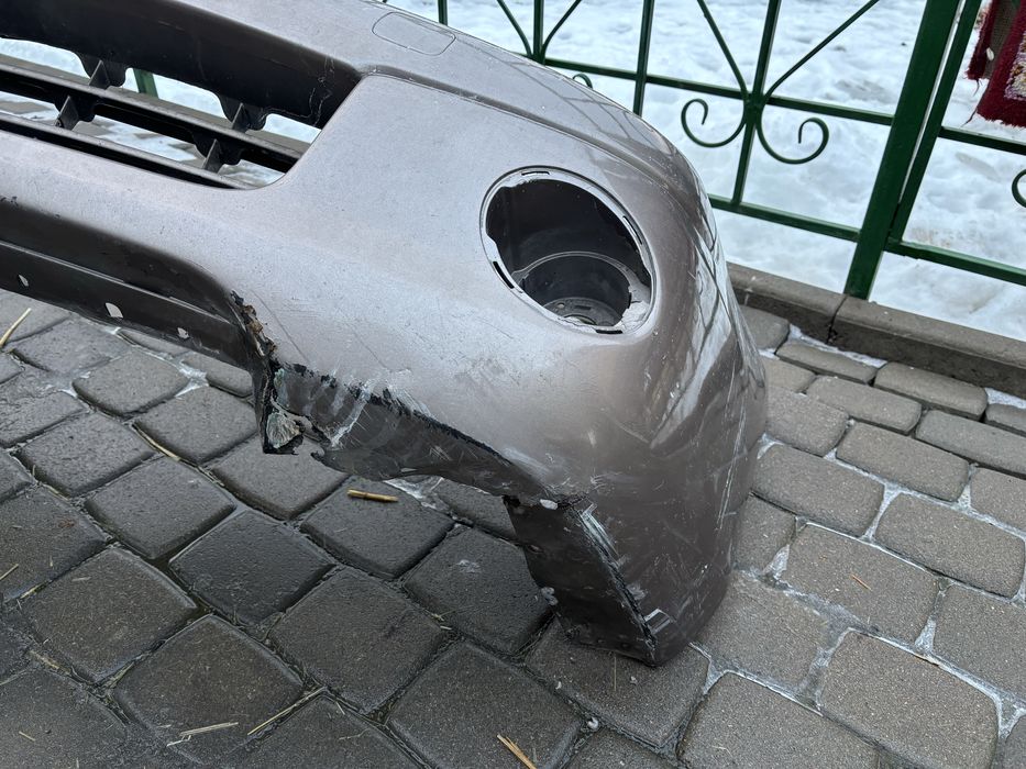 Бампер nissan note e11 2007