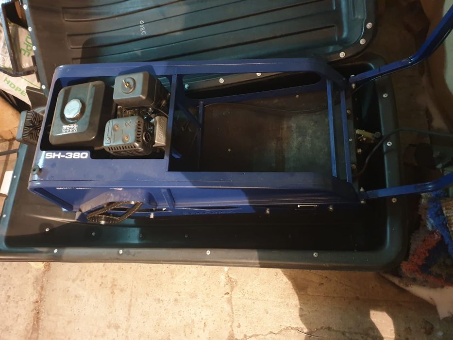 Продам мотобуксировщик