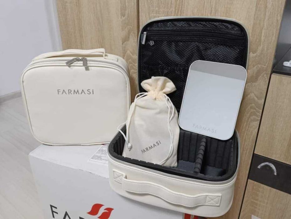 Geanta make-up Farmasi