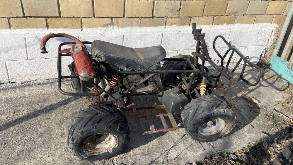 Рама от квадроцикла с колесами