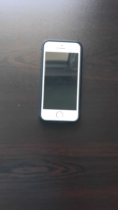 Iphone Se 2016 16gb gold rose + airpods 2 pro