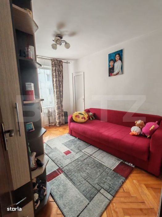Apartament de vanzare - 4 camere - Zona Imparatul Traian — fotografia 3