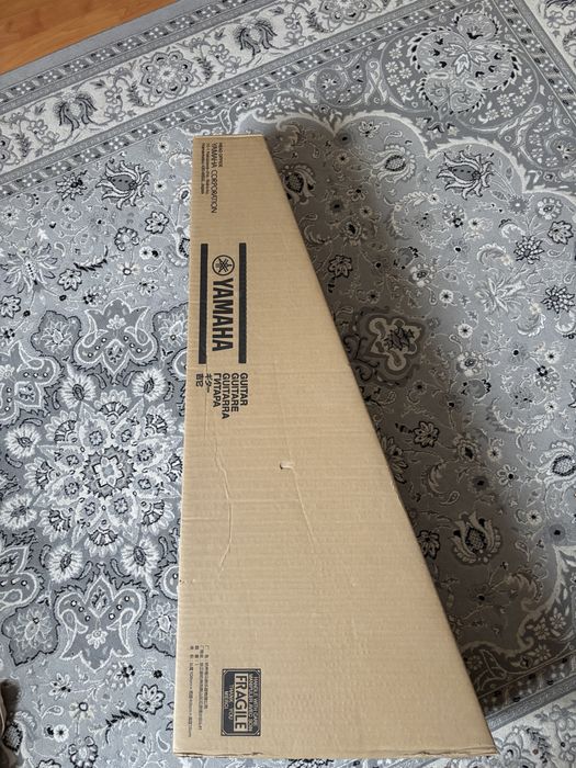 Гитара Yamaha FS800
