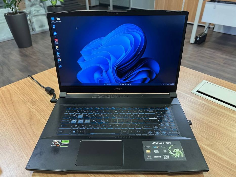 Игровой MSI Bravo 17 (Ryzen 7 / RTX 8GB / 16GB / 512GB) 144Hz