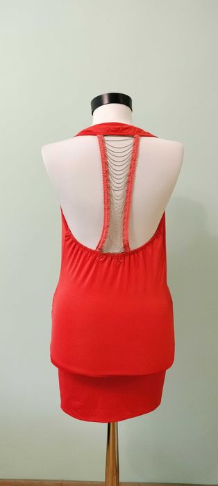 Секси парти цикламена къса рокля с гол гръб и отворено деколте