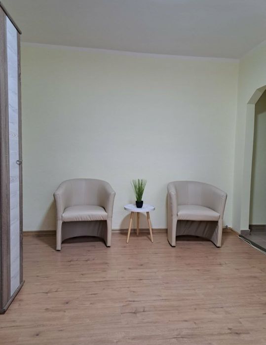 De închiriat apartament