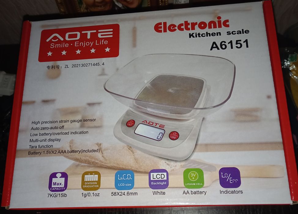Весы. Весы кухонный. Кухонный весы. Весы для кухни. Весы для дома.