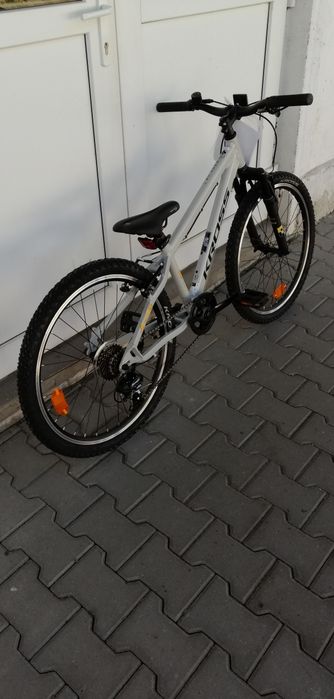 Bicicleta pentru copii 24"