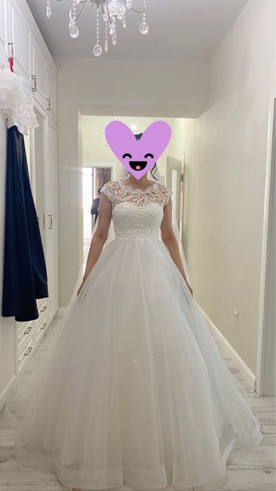 Продам свадебные платья