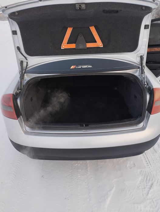 Продам автомобиль AUDI A6