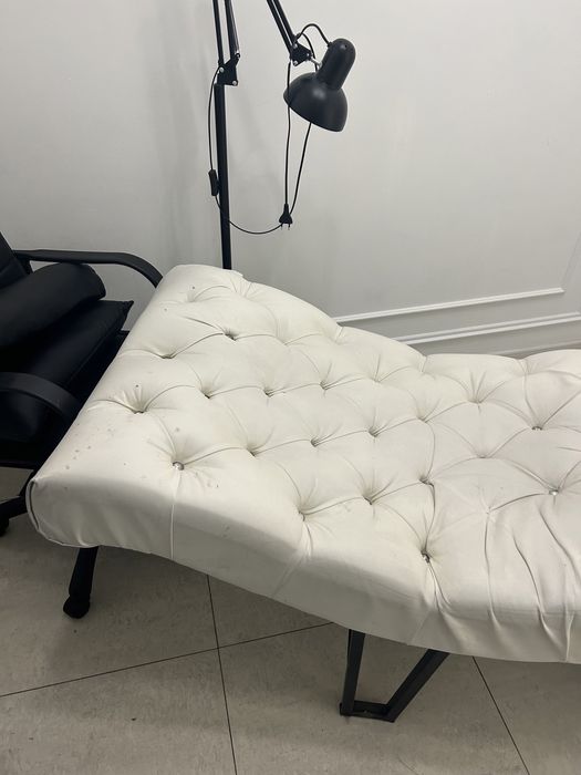 Продаю кушетку Срочно