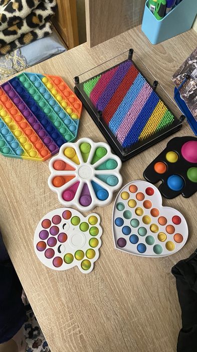 Игрушки игрушки развивающие