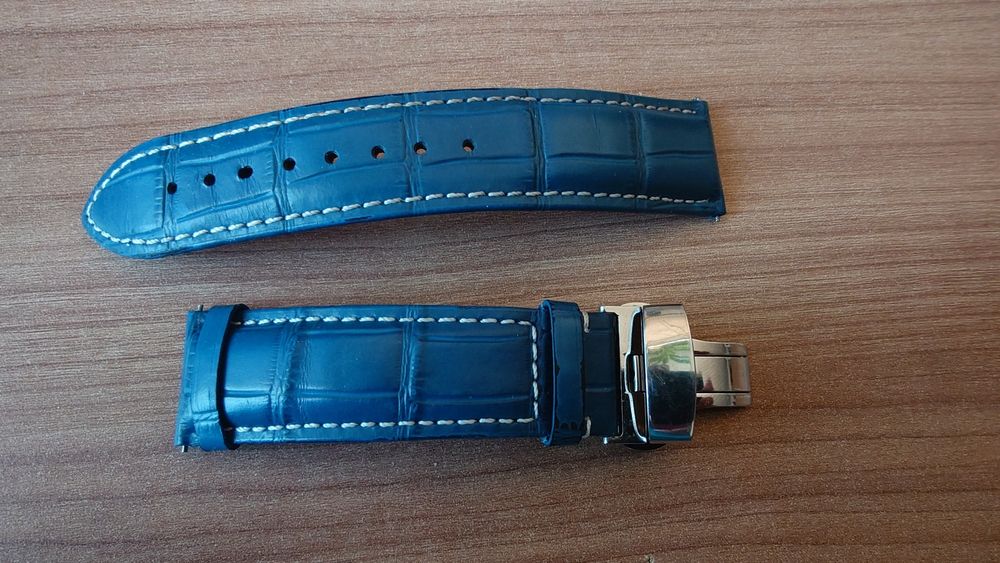 Синя кожена каишка за часовник 22 мм с разгъваща се закопчалка