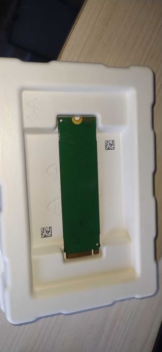 Samsung SSD, 256 gb M2- model PM9B1