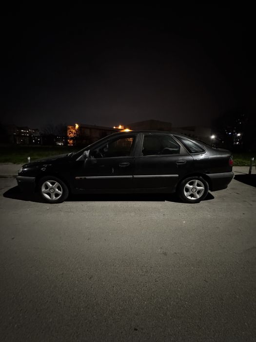 Renault Laguna 1.8 бензин 1994г.