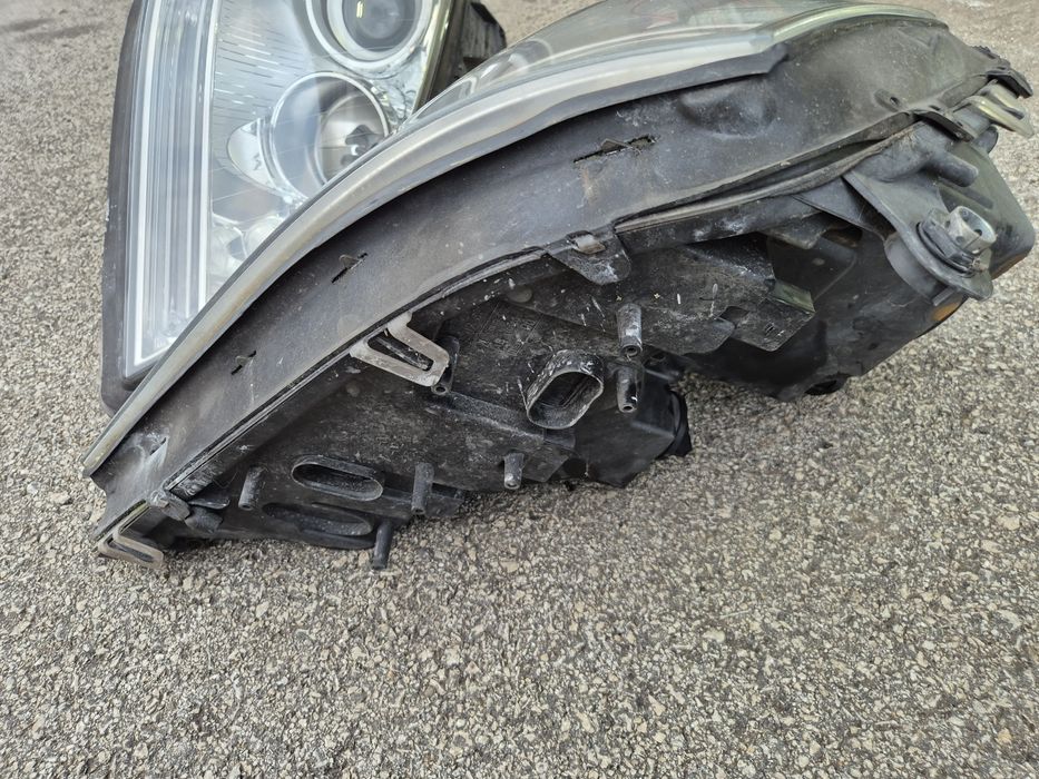 Фарове Мерцедес МЛ W164 Mercedes ML ляв десен фар