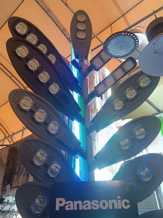 Projektor yoritgich led solnichniy проектор rku  lampa stalba chiroq