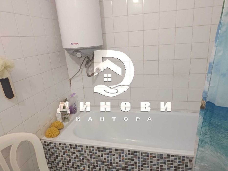 Продава се Четиристаен апартамент в Стара Загора, Център - 91 кв.м за 1208 €/кв.м - Снимка #11