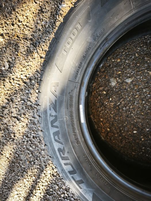 215/60/16" 4бр Bridgestone turanza t001,dot2616,7mm