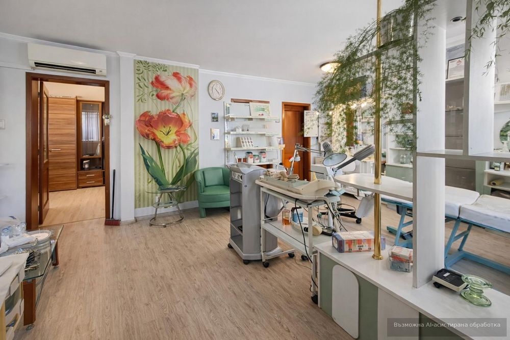 Дава се под наем Магазин в Варна, Център - 60 кв.м за 500 € - Снимка #2
