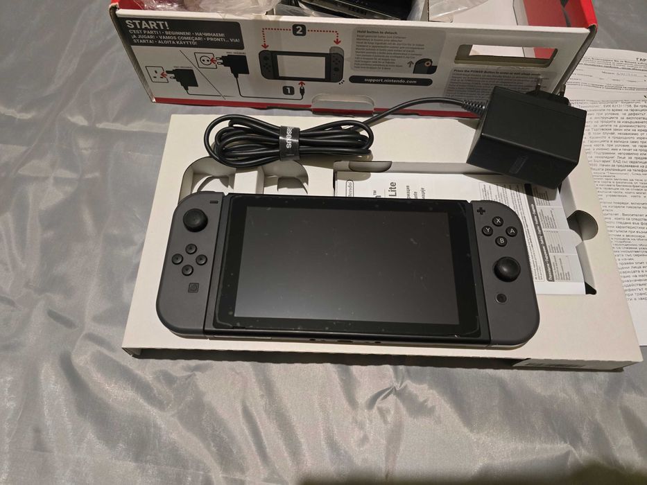 Nintendo Switch в добро състояние