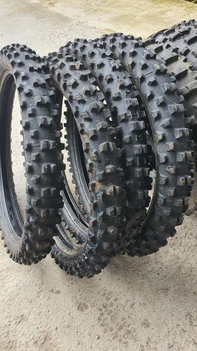 Anvelope Enduro Cross R18 R19 si R21 (140 80 18 / 110 90 19/90 90 21)