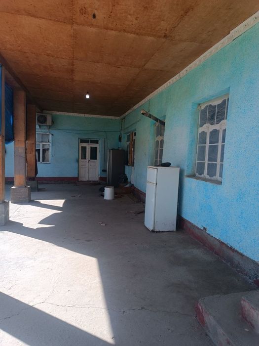 Ховли сотилади холати яхши