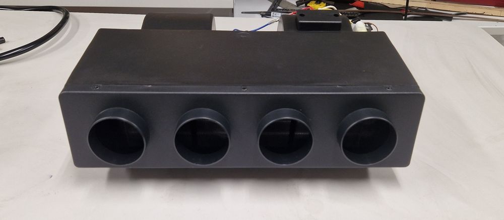 Универсален 12 vклиматик за автомобил ,кемпери  ,каравани