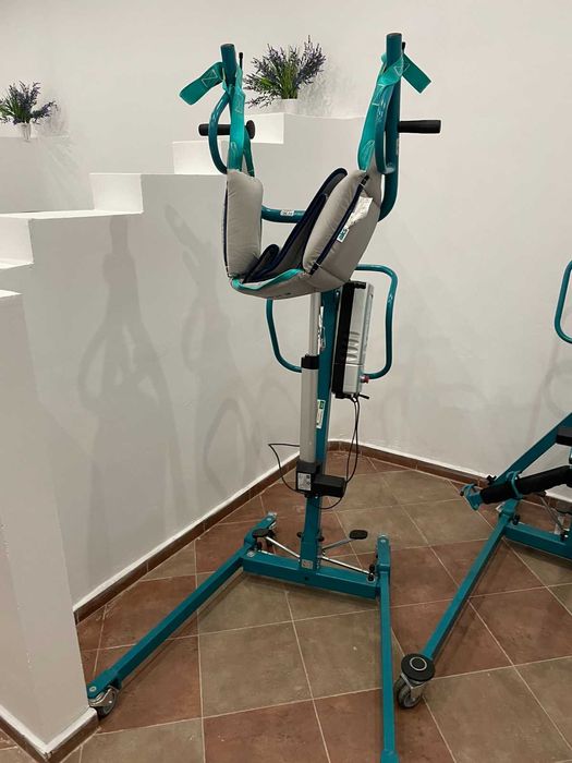 Вертикализатор и Лифтер 2 в 1 за трудноподвижни хора AKS