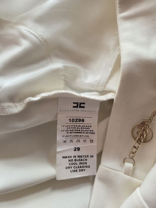 Панталон Elizabeta Franchi, дънки Replay
Размер 27
Изключително