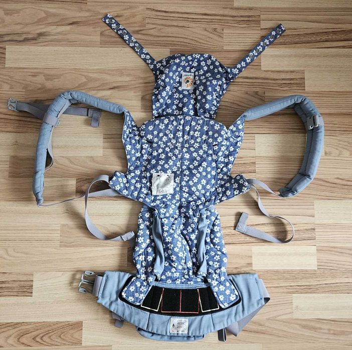 Marsupiu Ham Omni 360 Ergobaby Blue, pana la 20 kg - Stare foarte buna