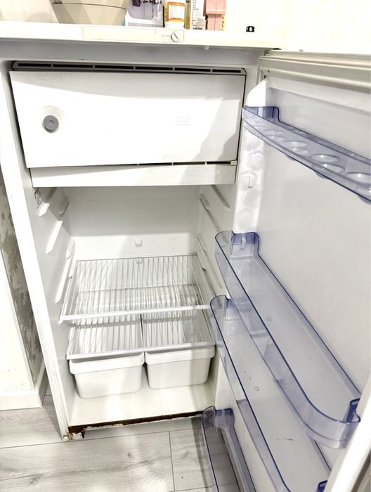 Продам Холодильники