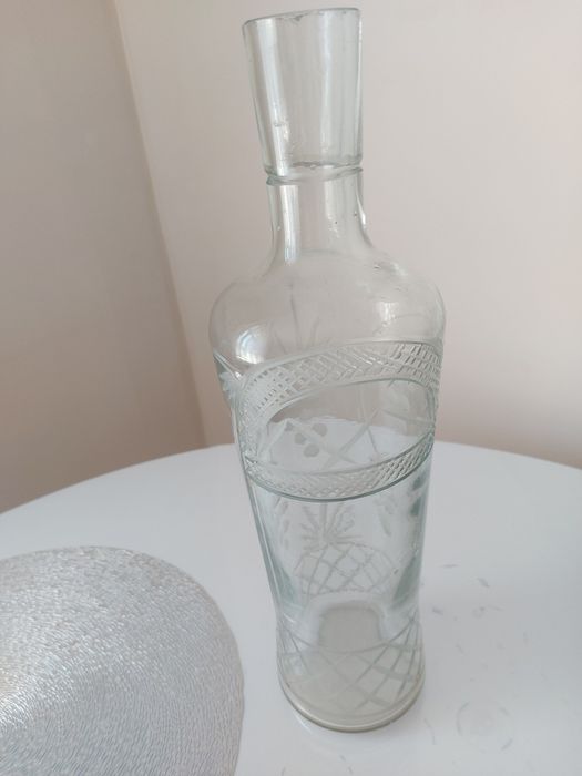 Бутылка стеклянная