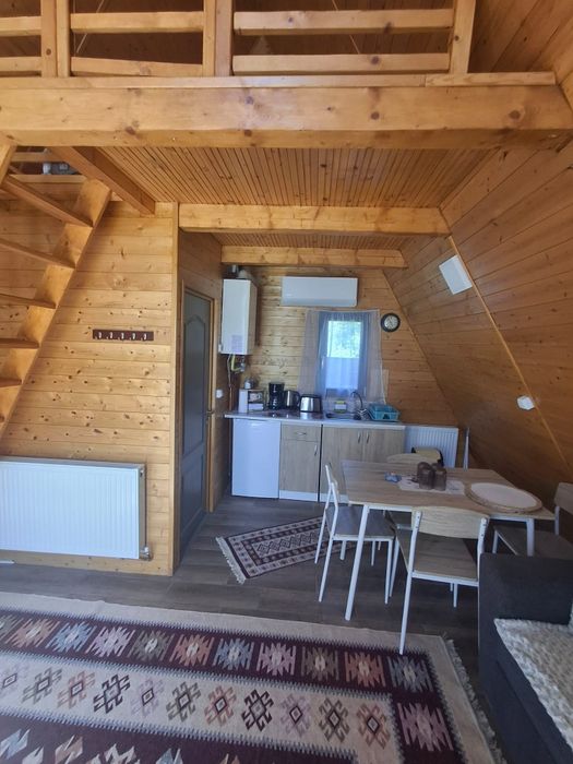 Cabane cu Ciubar de inchriat pe Valea Avrigului, Județul Sibiu