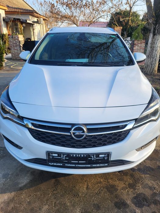 Vând Opel Astra k 2017