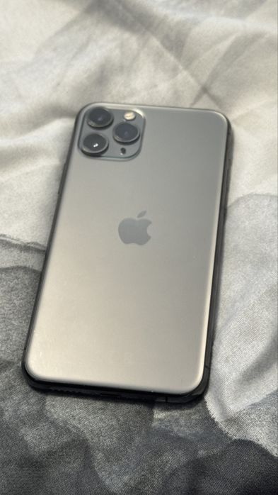 VÂND iPhone 11 pro 64GB