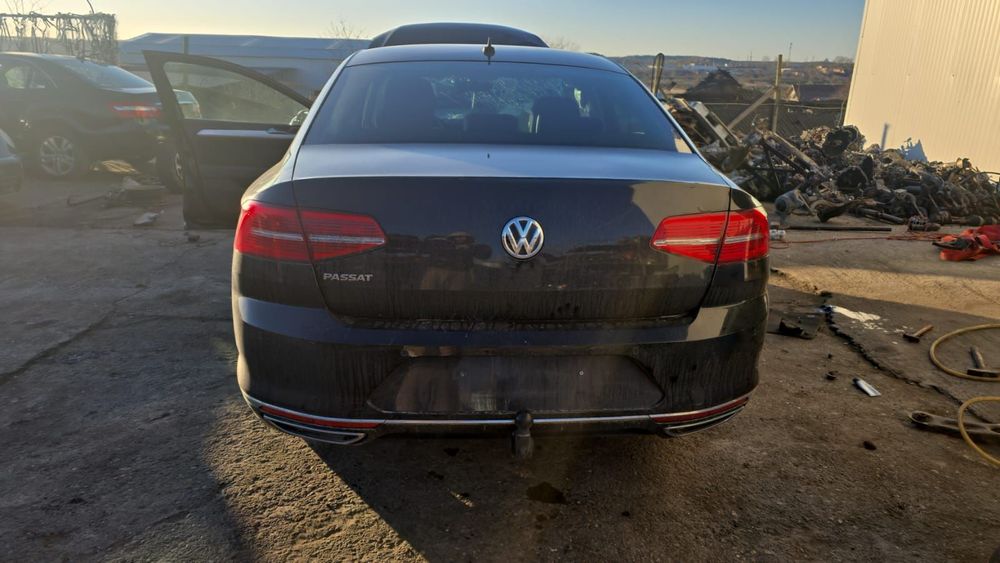Volkswagen Passat Avariat