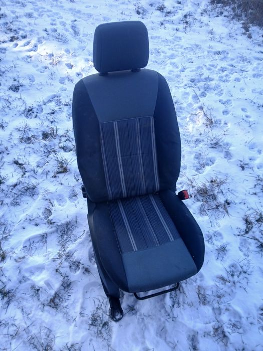 Scaun pasager ford fiesta 2010 2011