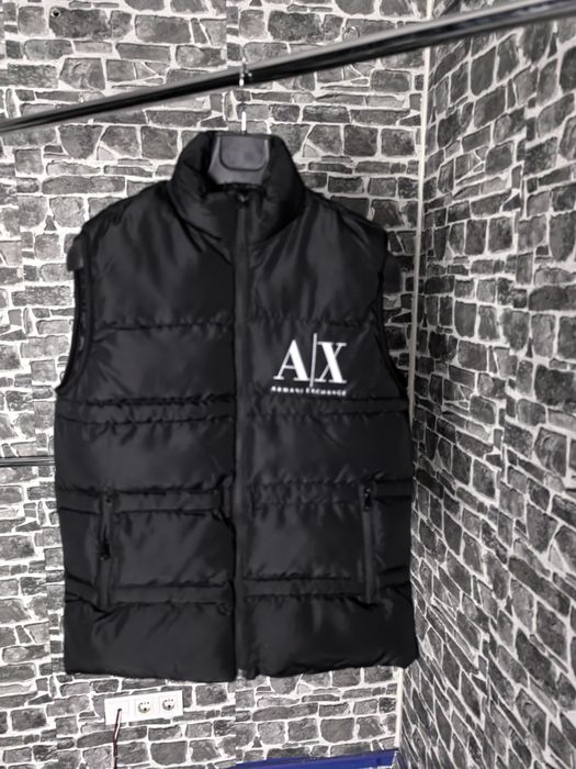 Emporio Armani елек високо качество