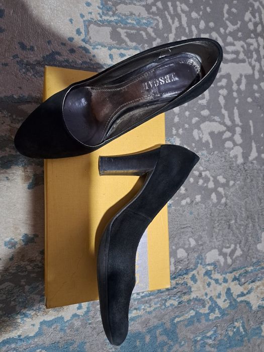 Продам туфли женские