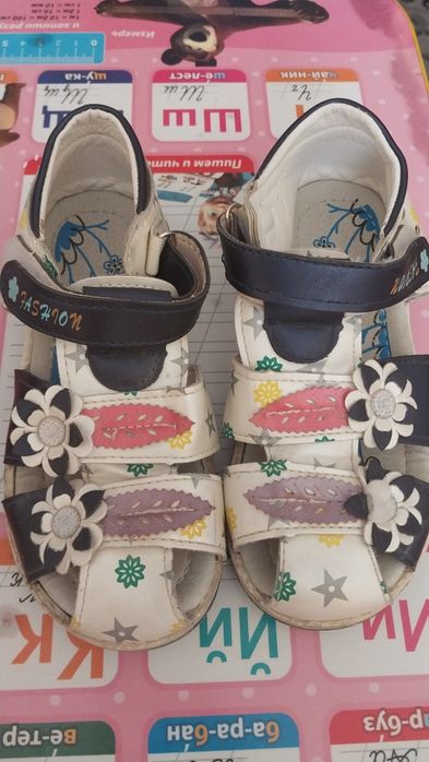 Продам.    Обувь 2 за 1000