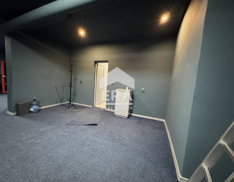 Продава се Магазин в Силистра, Център - 185 кв.м за 487 €/кв.м - Снимка #4