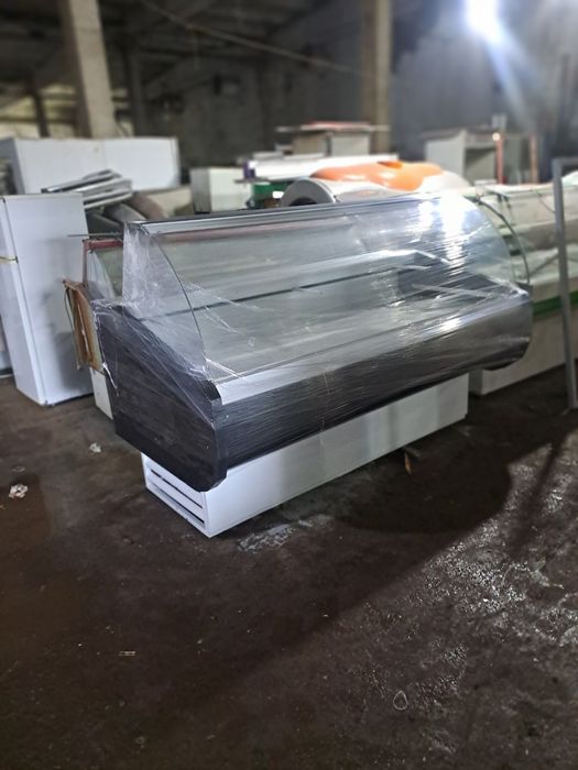 Ветрина халаделник