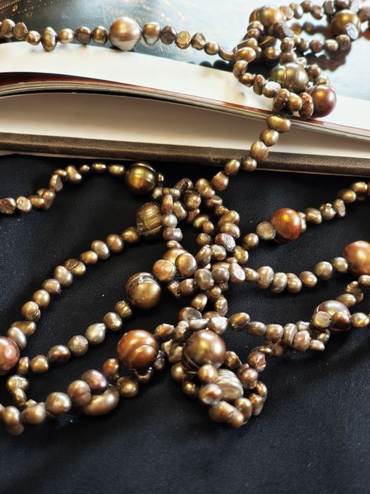 ДЪЛГО ретро колие / наниз от  истински барокови перли