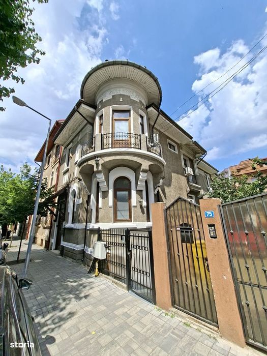 Vila birouri 375 mp, strada Plantelor zona Foisorul de Foc