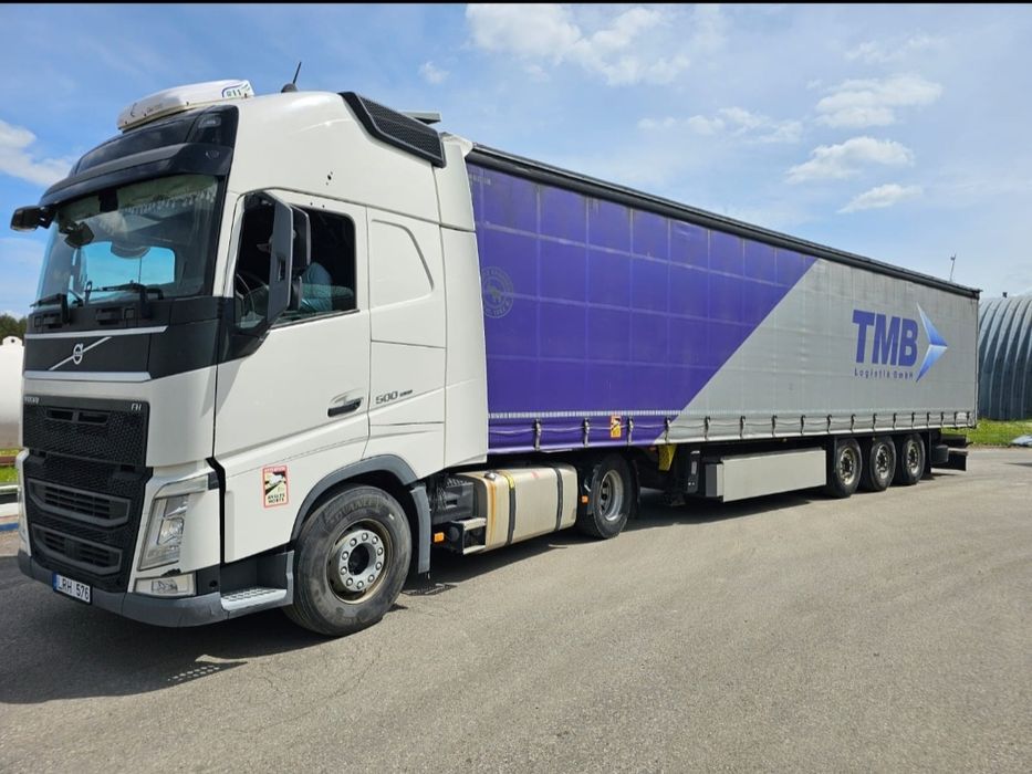 Тягач Volvo фура