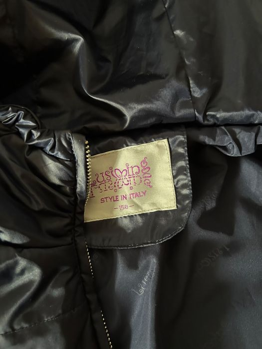 Продам куртку для девочки