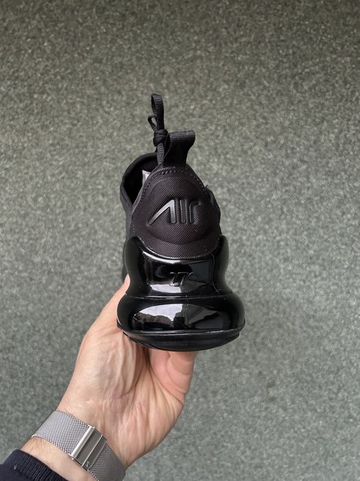 Nike Air Max 270 Triple Black UK6/40номер/25см