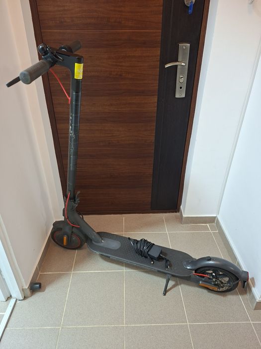 Xiaomi Mi Electric Scooter Pro 2