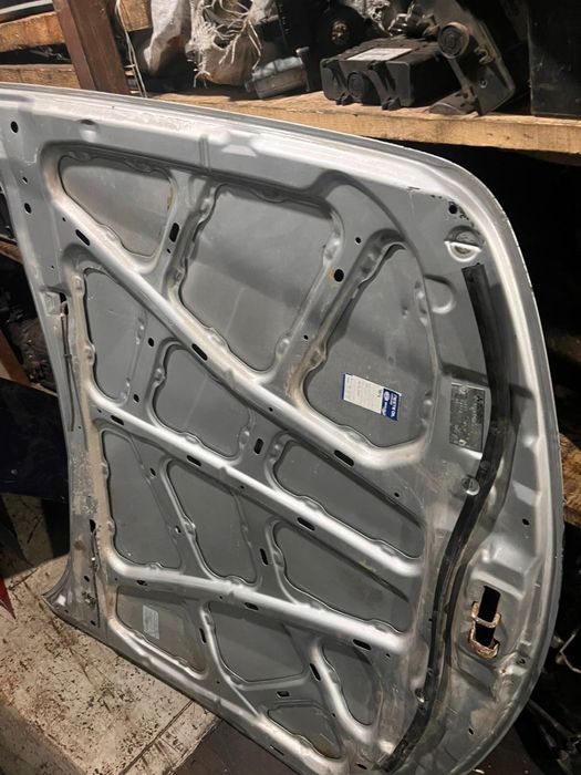 Капот Дутый Галант